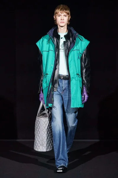 Look 52